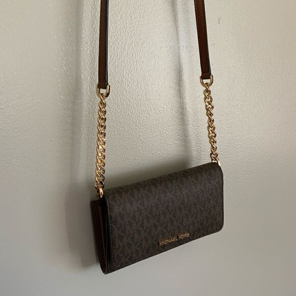 Michael Kors Jet Set - Picture 3 of 10